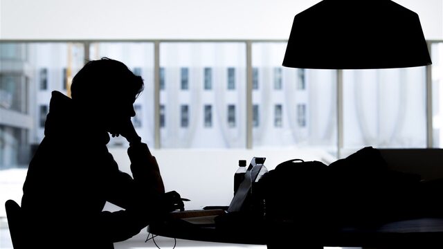 Onderwijsinstellingen hebben 'pretend studenten' niet in het vizier