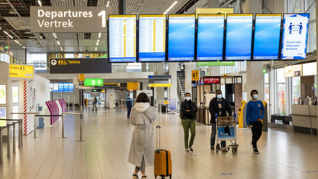 Code rood: 'Druk op de zorg moet bepalen of we moeten ingrijpen, niet vakantiewensen'