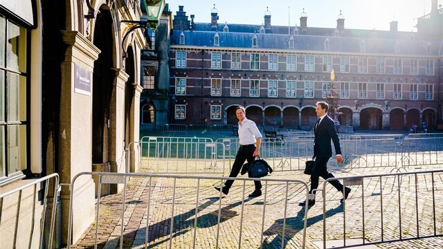 Stand.nl: 'Bij de vorming van een nieuw kabinet is nu écht haast geboden'