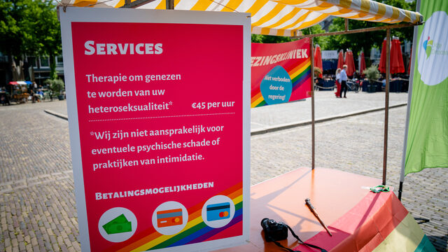 Homogenezing is 'een weg vol lijden, eenzaamheid en depressies'