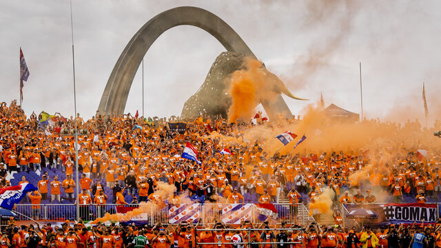 Woede over regels evenementen: 'Waarom mag de Formule 1 doorgaan, maar Lowlands niet?'