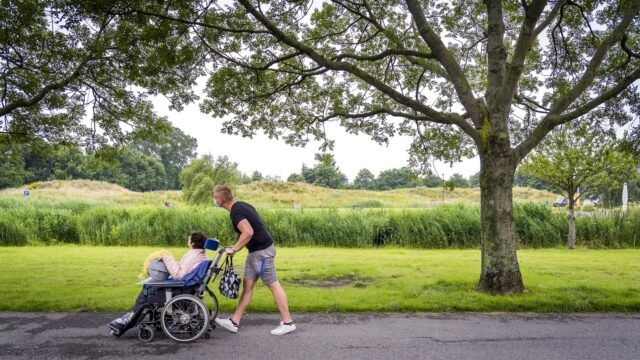 Orthopedagoog: 'We moeten beter omgaan met jongeren met een licht verstandelijke beperking'