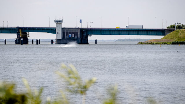 Wat ging er mis rond de Haringvlietbrug?