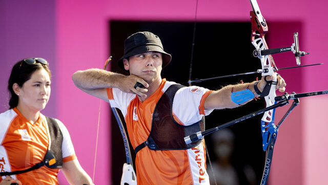 Eerste medaille is binnen: Schloesser-Bayardo en Wijlers pakken zilver bij handboogschieten
