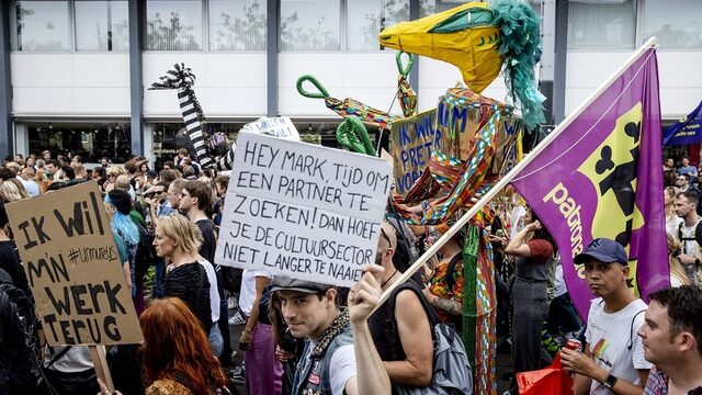 Stop financiële steun aan cultuursector is 'kunstmatige nekomdraai'