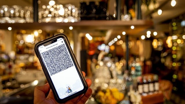 Stand.nl: 'De coronamaatregelen moeten strenger gehandhaafd worden'