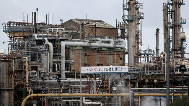 Grootste pensioenfonds ABP stopt met beleggen in fossiele brandstoffen: 'Dit is geweldig'