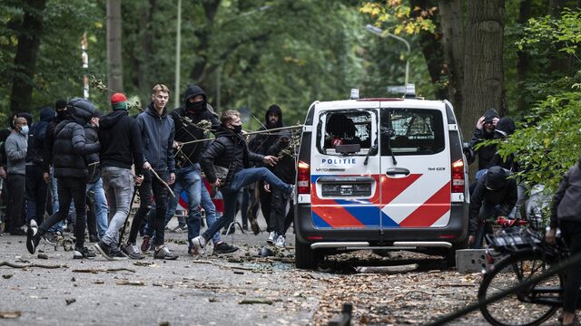 Meer geweld rond voetbalwedstrijden, roep om strengere aanpak