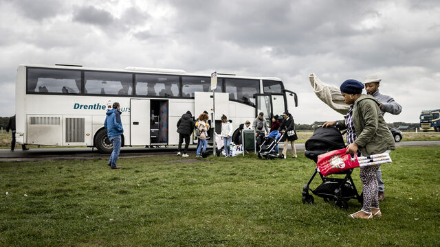 Duizenden asielzoekers zitten in bos bij Poolse grens vast