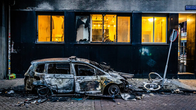 Rotterdamse brandweerman over rellen: 'We moesten rennen voor ons leven'