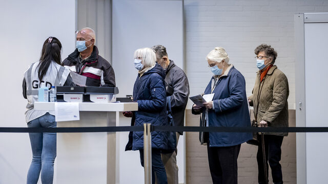Filosoof wil 'informeringsplicht' in plaats van vaccinatieplicht