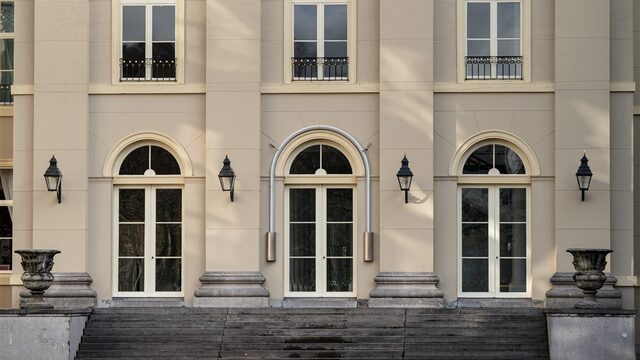 Stand.nl: 'De nieuwe ministersploeg ziet er veelbelovend uit'