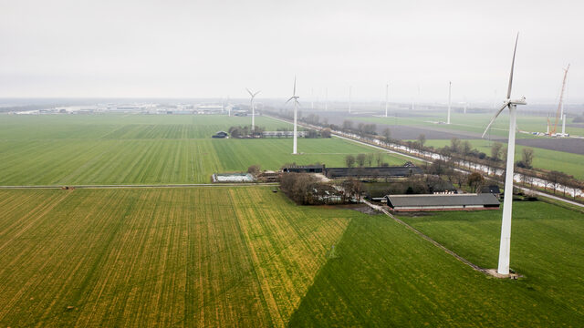 Komt het datacenter in Zeewolde er wel of niet? 'Het zou een landelijke beslissing moeten zijn'