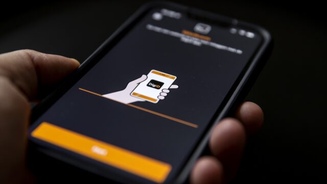 Moet er digitaal EU-paspoort komen? 'De overheid moet zich niet gedragen als Google'