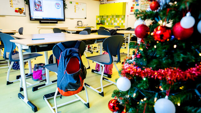 Sluiting van scholen 'zet ouders voor een onmogelijke opgave'