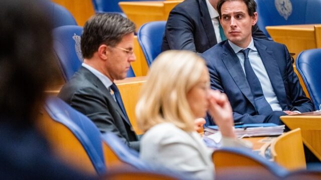 Stand.nl: 'We kunnen ons nu geen kabinetscrisis permitteren'