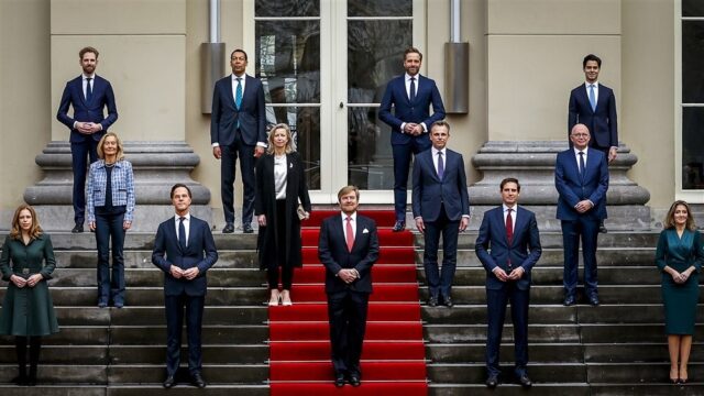 Stand.nl: 'Kabinetsformaties mogen niet eindeloos duren'