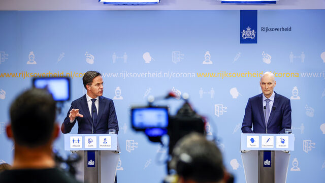 Vanaf woensdag alles tot 22.00 uur open: 'We nemen gewoon een risico'