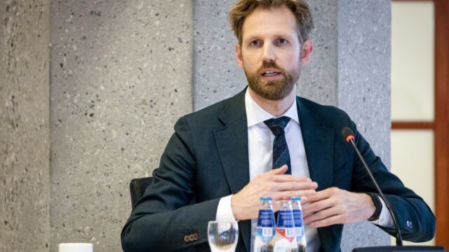 Minister Wiersma wil extra toezicht op avond- en weekendscholen