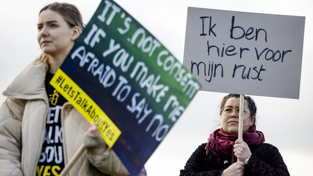 Tweederde jonge vrouwen lastiggevallen op straat: 'Neemt pas af als omgeving negatief reageert op gedrag man'