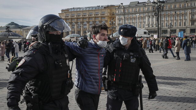 Journalisten verlaten Rusland na introductie nieuwe wet: 'Ik wist dat het einde verhaal was'