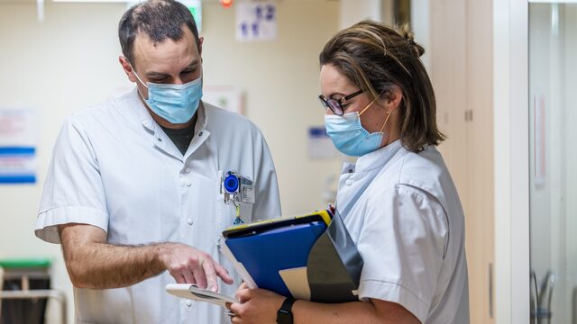 De wachtlijsten in de zorg zijn nog láng niet weggewerkt