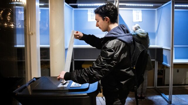 Alledaagse Vragen – Waarom zijn in Nederland verkiezingen altijd op woensdag?