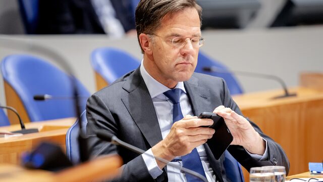 Wat weet jij van de 'smsgate' en Italië? Speel de Nationale Nieuwsquiz!