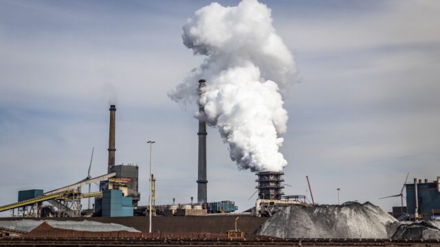 Europa grijpt in: megawinsten energieproducenten vloeien terug naar consument