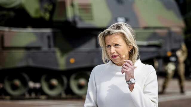 Ollongren: Nederland moet voortouw nemen in ethisch debat over killerdrones