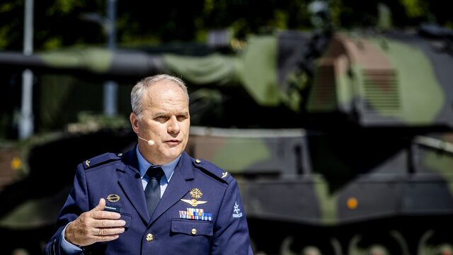 Commandant der strijdkrachten: rol Nederland in oorlog Oekraïne 'nog niet uitgespeeld'