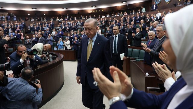Erdogan ligt op ramkoers in eigen land