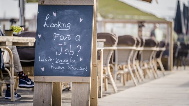 Stand.nl: 'Werkgevers moeten meer doen om mensen aan het werk te helpen'