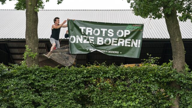 Boer Ria over uitkopen: 'Gesprekken lopen heel stroef, voelt als mes op de keel'