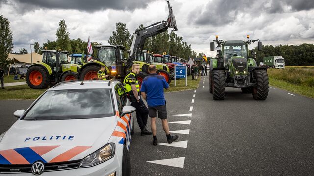 Politie maakt podcast met Extinction Rebellion: oplossing tegen verharding?
