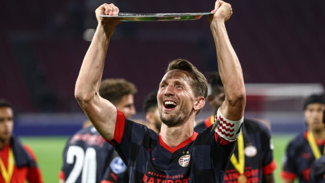 Aftrap voetbalseizoen: 'Voor de neutrale kijker is de eredivisie fantastisch'