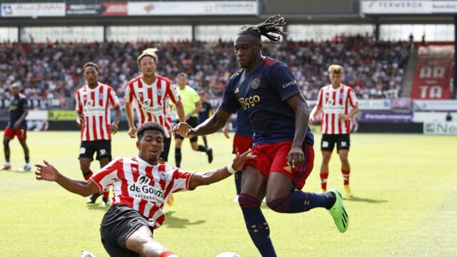Zoektocht gestart naar mooiste Ajax-gedicht: 'Ajax is gestoeld op poëzie'