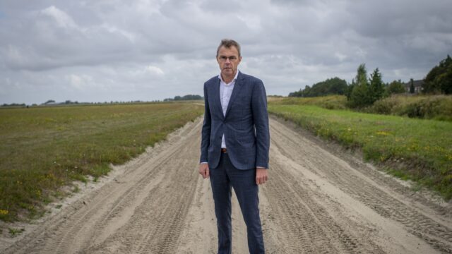 Burgemeester over opvanglocatie Zoutkamp: 'We hopen dat mensen kort zullen blijven'