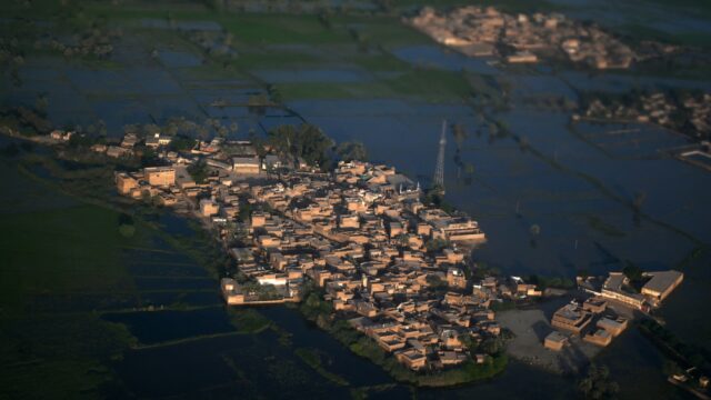 Schade in Pakistan door overstromingen rond de 30 miljard dollar