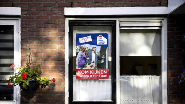 Welke belangen spelen er bij nieuws over de huizenmarkt?