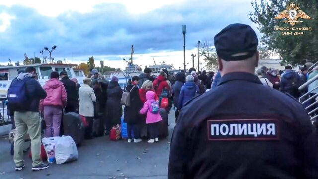 Strijd om Kherson in volle gang: 'In bevrijd gebied hangt de geur van de dood'