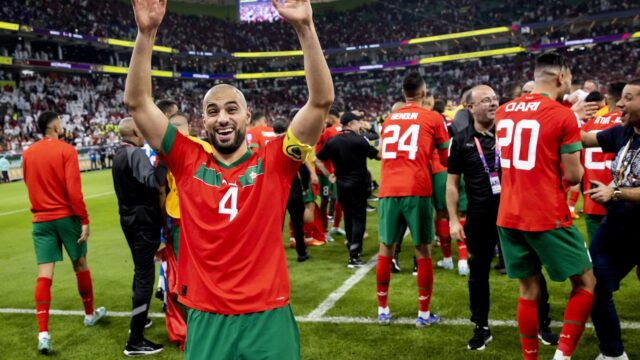 Nordin Amrabat: 'Eén groot feest in Marokkaanse kleedkamer'