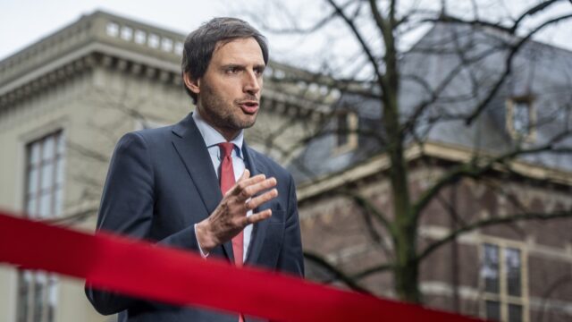 Iraanse Nederlanders in gesprek met Rutte en Hoekstra over aanpak Iran
