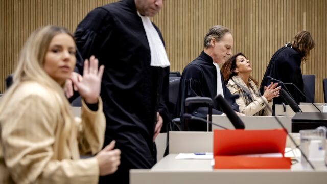 Kroket-gate Hazes v.s. Coldeweijer: 'Moet je wrijven in een vlek?'