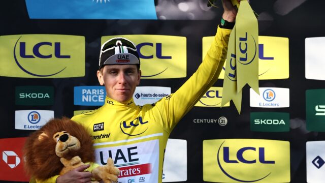 Tadej Pogacar geeft Parijs-Nice glans met winst slotrit