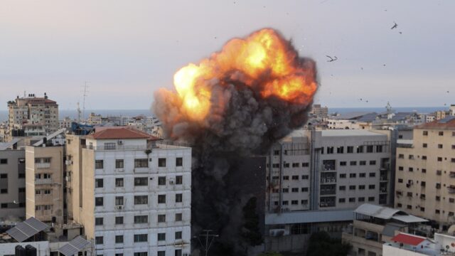 'Onthutsend' dat Israël aanval niet aan zag komen, zegt Mart de Kruif