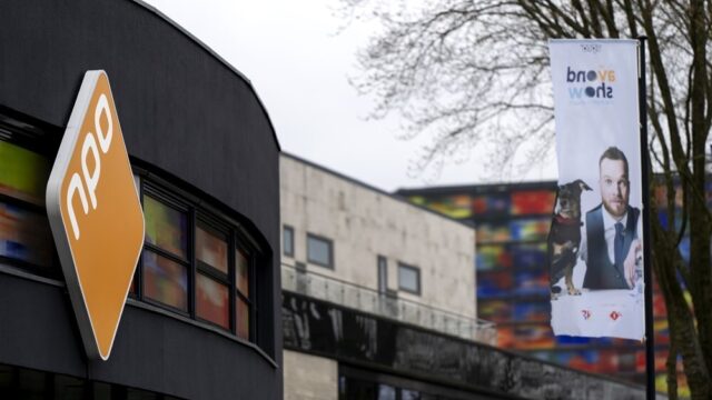 Stand.nl: 'De publieke omroep is het beschermen waard'