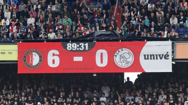 Stand.nl: 'Het is ondraaglijk om nu Ajacied te zijn'