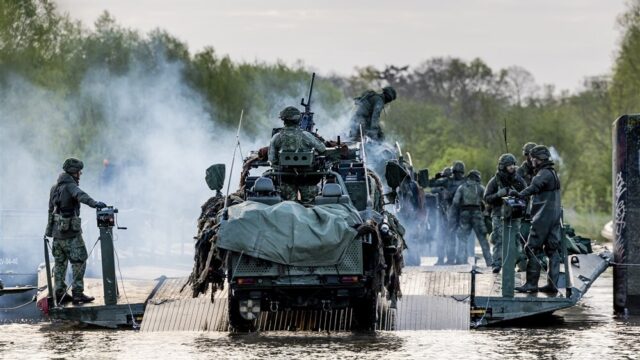 Stand.nl: 'Het Nederlandse leger moet zo snel mogelijk groter worden'