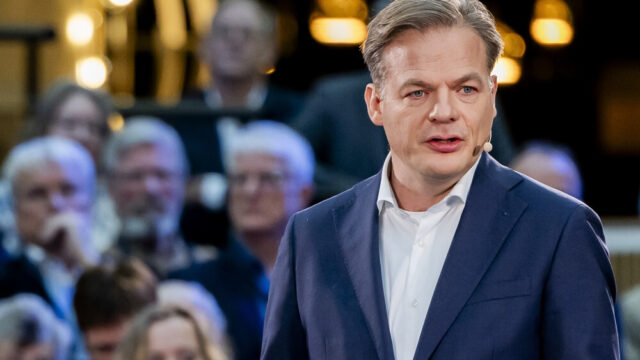 Stand.nl: 'Het vertrek van Pieter Omtzigt is een gemis voor Den Haag'